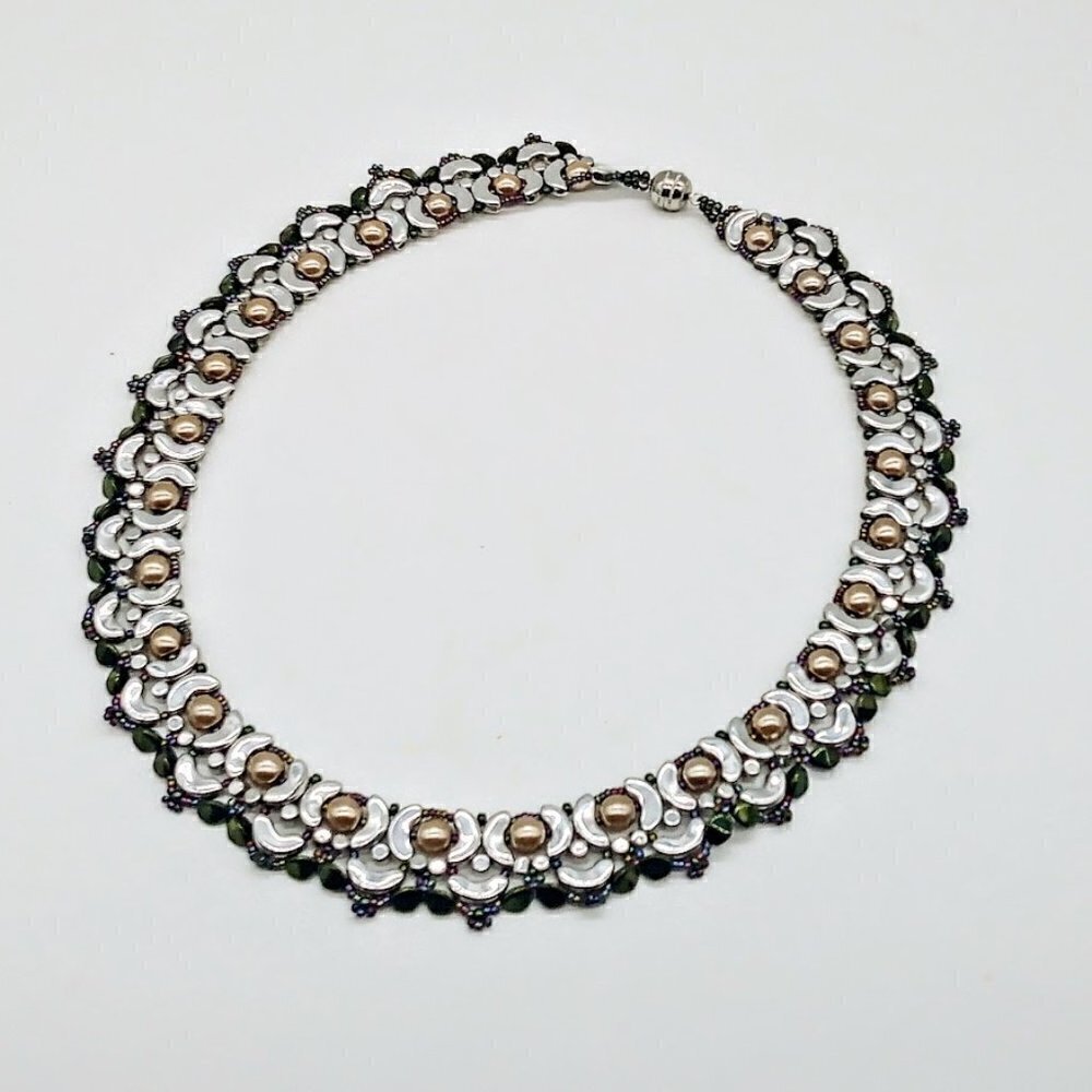Pearl Silver Multicolor Seed Bead Magnetic Close Necklace